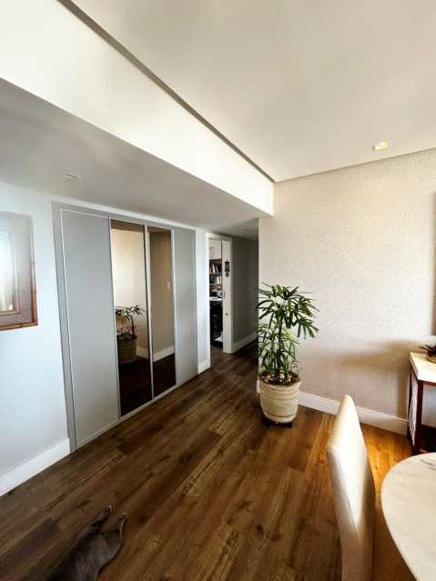Apartamento, 3 quartos, 130 m² - Foto 2