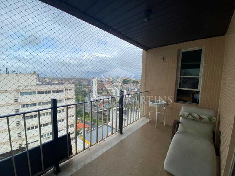 Apartamento à venda com 4 quartos, 189m² - Foto 10