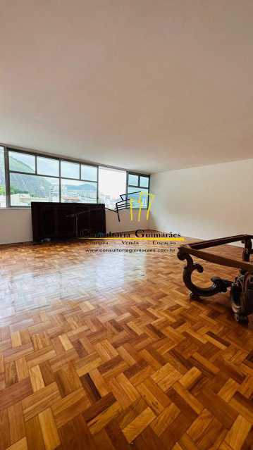 Apartamento à venda com 4 quartos, 206m² - Foto 2