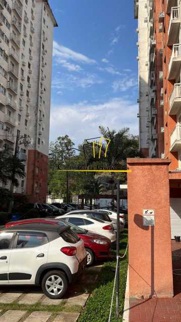 Apartamento à venda com 2 quartos, 47m² - Foto 2