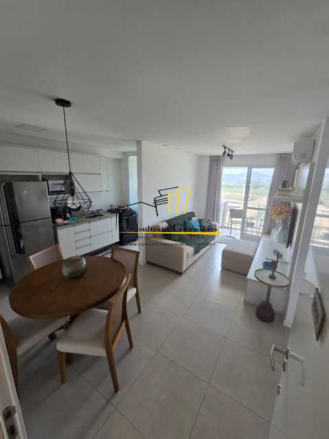 Apartamento à venda com 2 quartos, 64m² - Foto 20