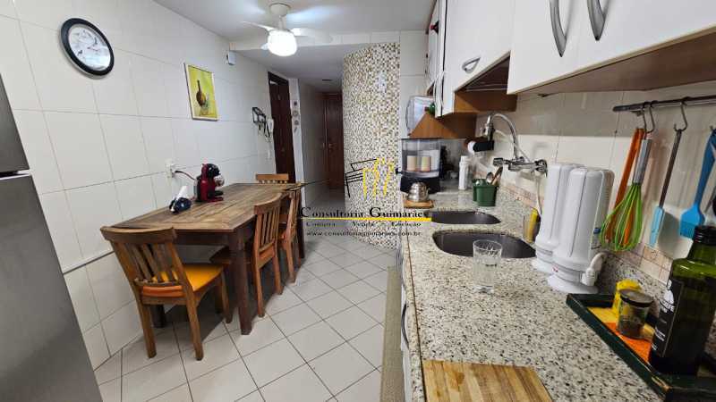 Apartamento à venda com 4 quartos, 150m² - Foto 12