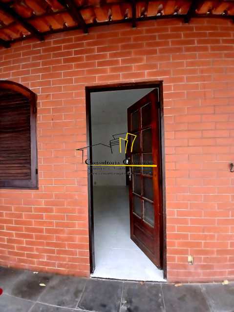 Casa para alugar com 2 quartos, 60m² - Foto 4