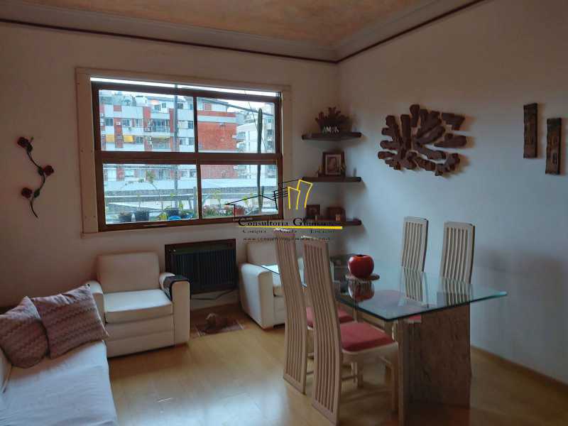 Apartamento à venda com 3 quartos, 110m² - Foto 2