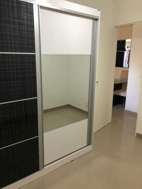 Apartamento à venda com 2 quartos, 47m² - Foto 12