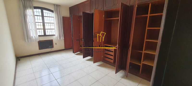 Casa à venda com 4 quartos, 365m² - Foto 10