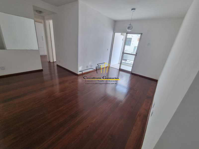 Apartamento à venda com 2 quartos, 61m² - Foto 2