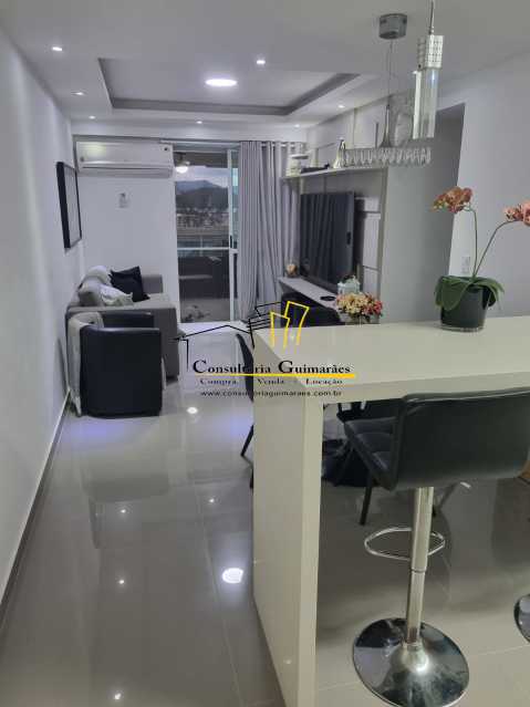 Apartamento à venda com 3 quartos, 85m² - Foto 2