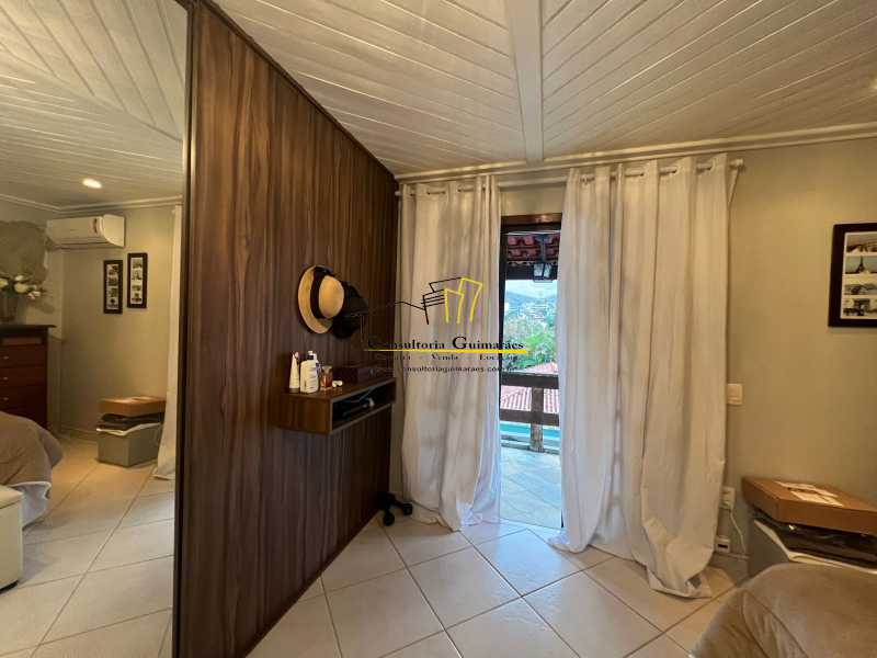 Casa à venda com 4 quartos, 550m² - Foto 25