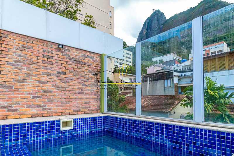 Casa de Vila à venda com 4 quartos, 595m² - Foto 1