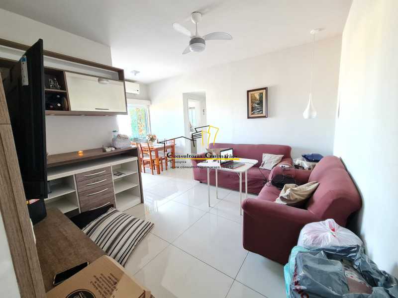 Apartamento à venda com 2 quartos, 68m² - Foto 3