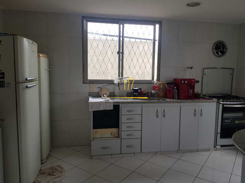 Casa à venda com 3 quartos, 231m² - Foto 16