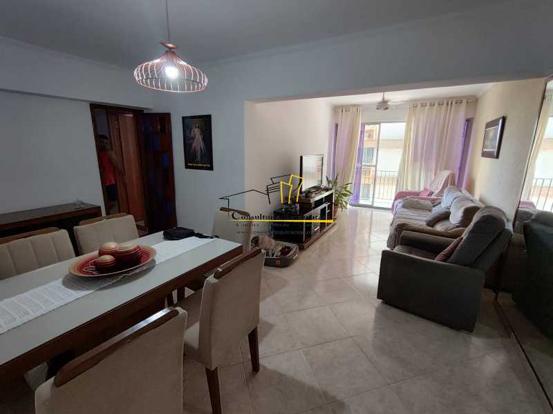 Apartamento à venda com 3 quartos, 110m² - Foto 2