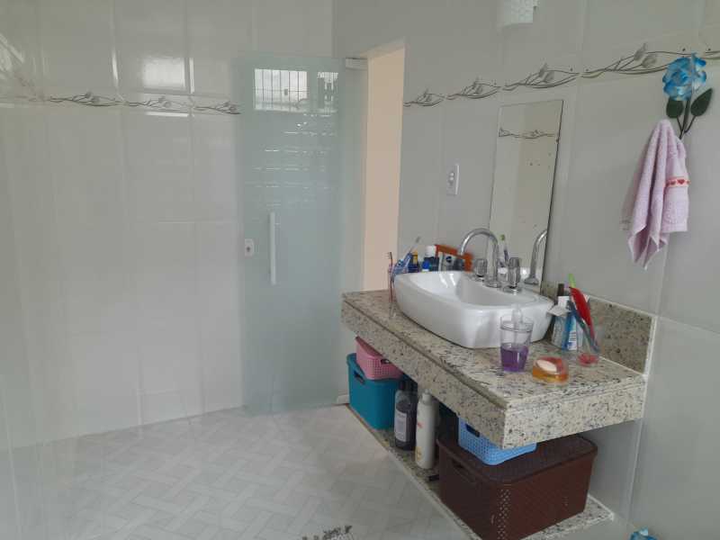 Casa à venda com 2 quartos, 130m² - Foto 11