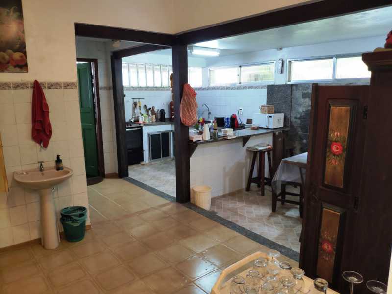 Sítio à venda com 6 quartos, 300m² - Foto 11