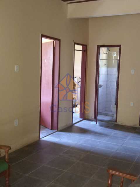 Casa à venda com 9 quartos, 300m² - Foto 16