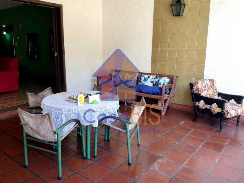 Casa à venda com 5 quartos, 400m² - Foto 25