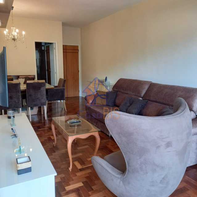 Apartamento à venda com 3 quartos, 88m² - Foto 1