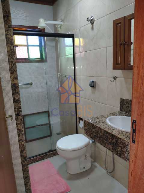 Casa à venda com 4 quartos, 120m² - Foto 18