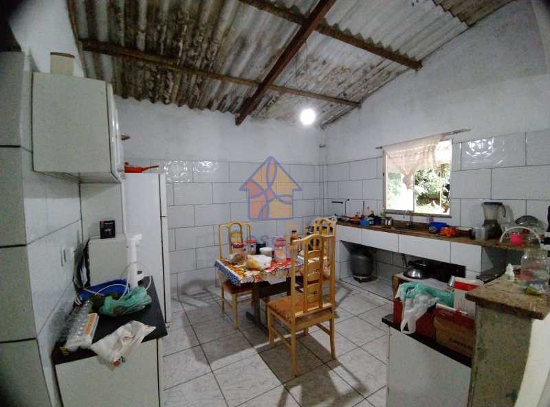 Casa à venda com 3 quartos, 150m² - Foto 6