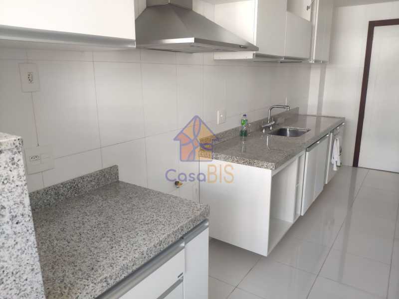 Apartamento à venda com 2 quartos, 113m² - Foto 12