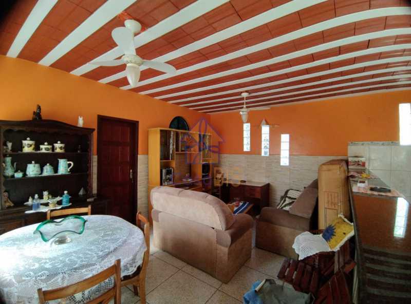 Casa à venda com 2 quartos, 120m² - Foto 23