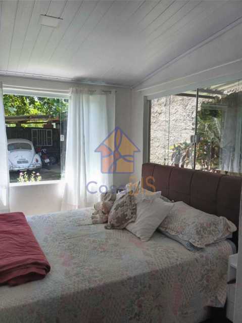 Casa à venda com 2 quartos, 360m² - Foto 13