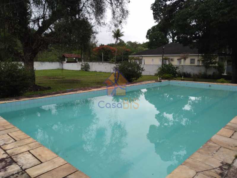 Casa à venda com 3 quartos, 370m² - Foto 21
