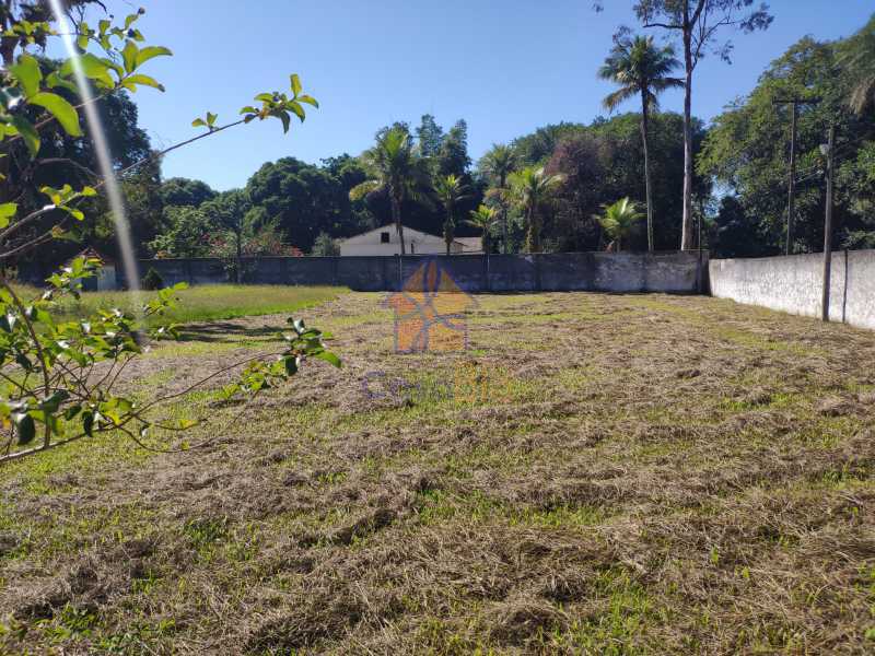 Casa à venda com 3 quartos, 370m² - Foto 19