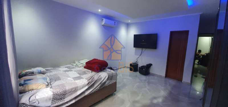 Casa à venda com 3 quartos, 160m² - Foto 4