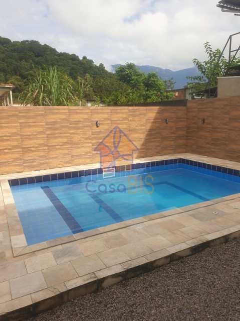 Casa à venda com 3 quartos, 160m² - Foto 1
