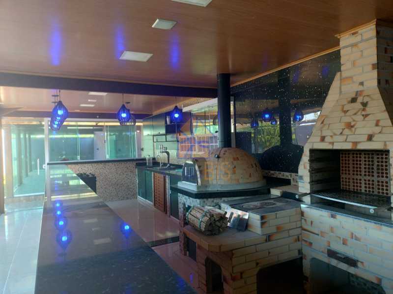 Casa à venda com 2 quartos, 360m² - Foto 4