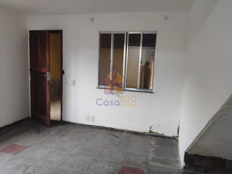 Casa à venda com 2 quartos, 180m² - Foto 9