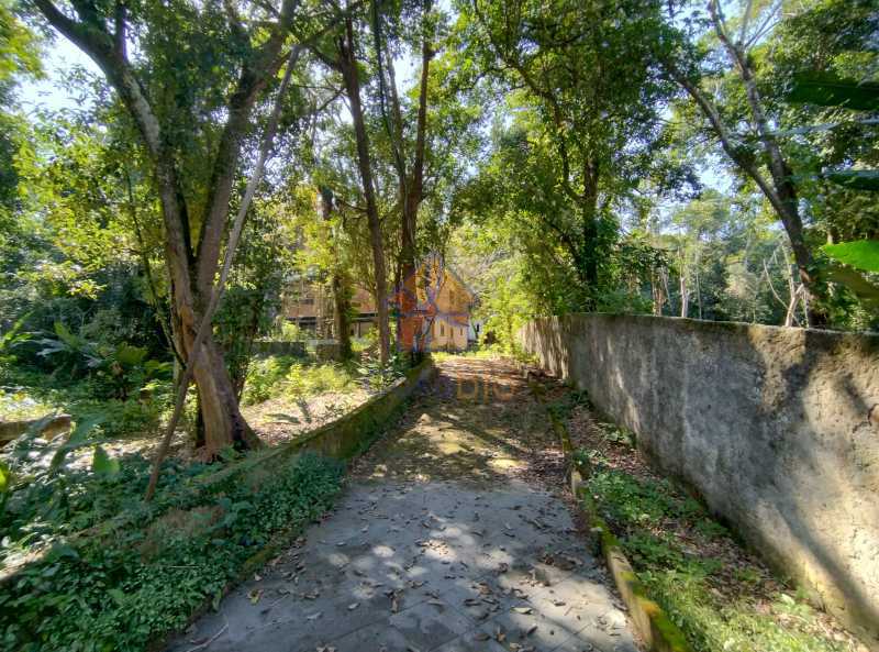 Sítio à venda com 8 quartos, 250m² - Foto 13
