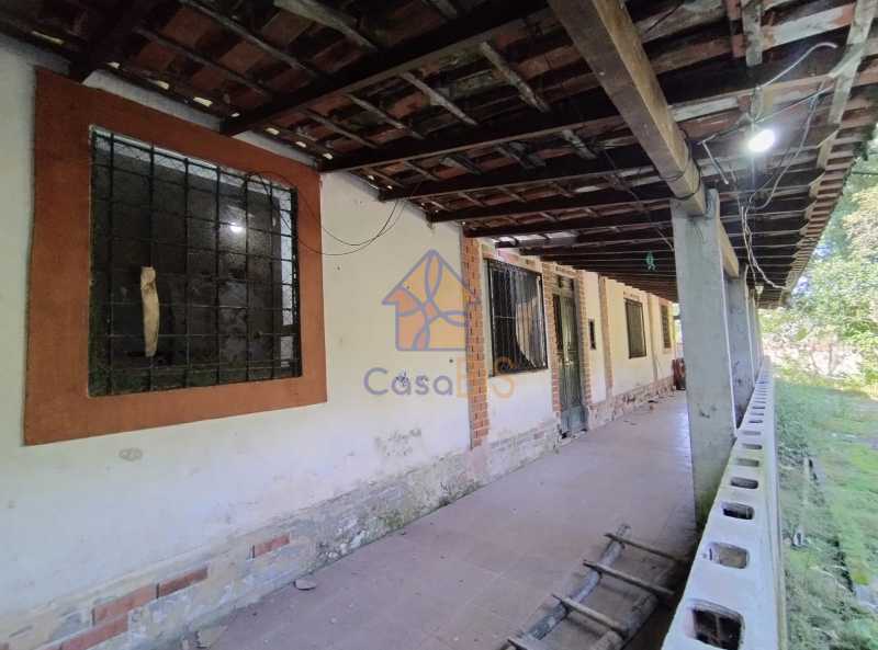 Sítio à venda com 8 quartos, 250m² - Foto 2