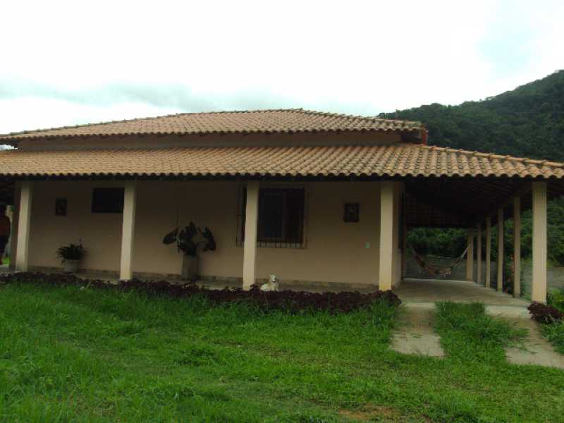 Casa à venda com 2 quartos, 100m² - Foto 4