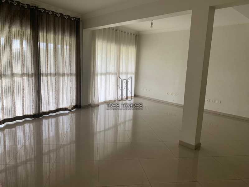 Casa à venda com 4 quartos, 328m² - Foto 2