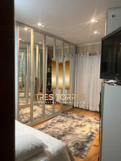 Casa à venda com 3 quartos, 380m² - Foto 14