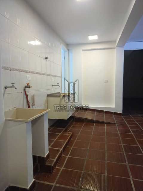 Casa Comercial para alugar com 3 quartos, 157m² - Foto 8