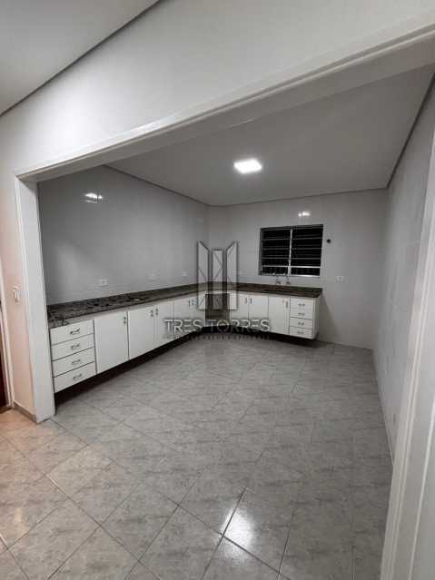 Casa Comercial para alugar com 3 quartos, 157m² - Foto 22