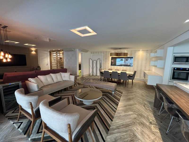 Apartamento à venda com 3 quartos, 198m² - Foto 3
