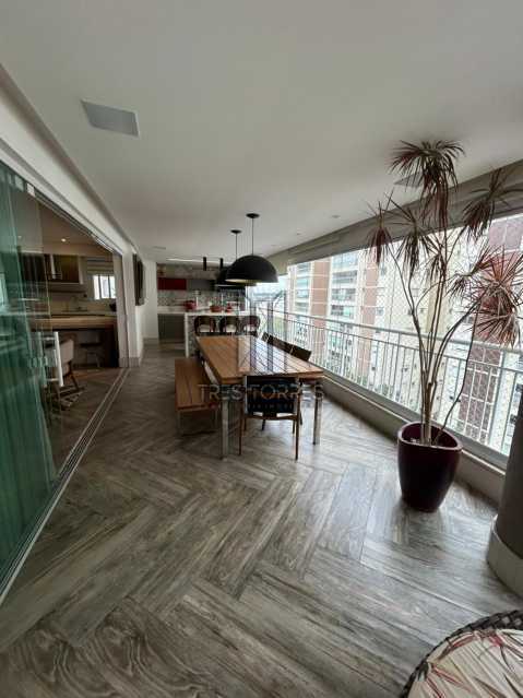 Apartamento à venda com 3 quartos, 198m² - Foto 8