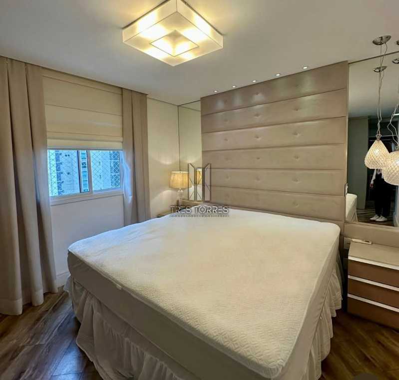 Apartamento à venda com 3 quartos, 198m² - Foto 5
