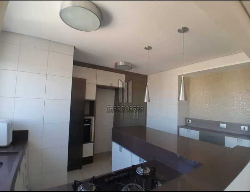 Cobertura à venda com 2 quartos, 150m² - Foto 2