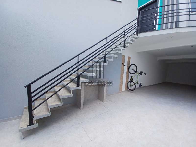 Casa à venda com 2 quartos, 108m² - Foto 6