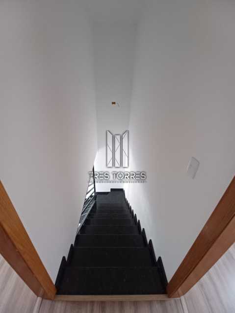 Casa à venda com 2 quartos, 108m² - Foto 16