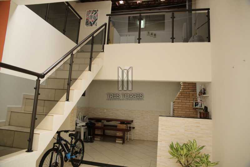 Casa, 3 quartos, 250 m² - Foto 1