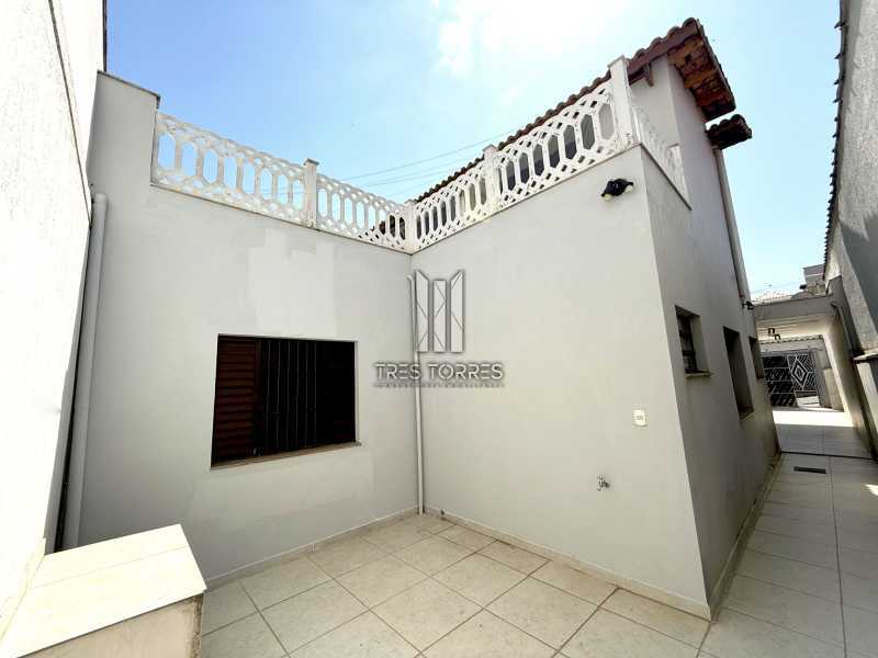 Casa, 3 quartos, 210 m² - Foto 3