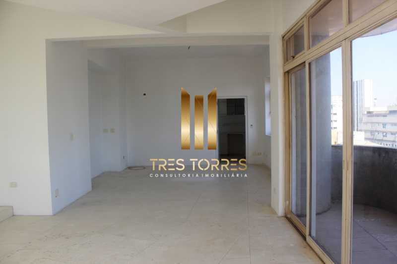 Apartamento à venda com 4 quartos, 642m² - Foto 5