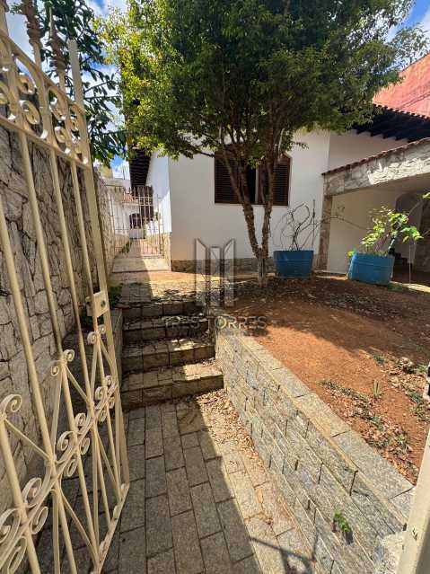 Casa, 3 quartos, 260 m² - Foto 2